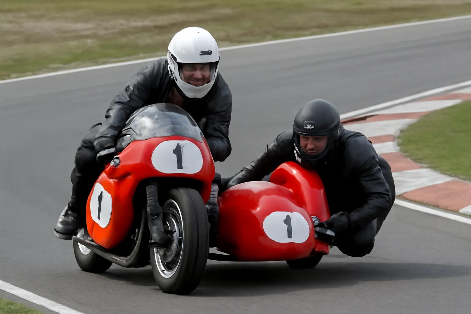 Sidecar circuit