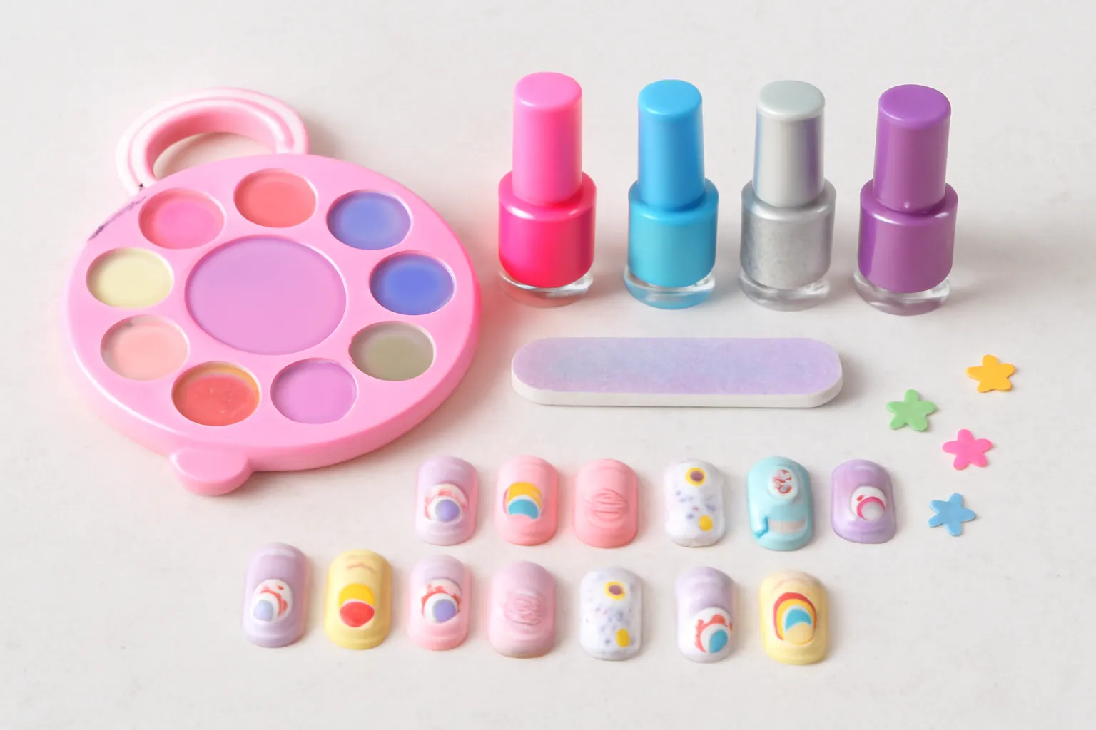 Elementary school nail set